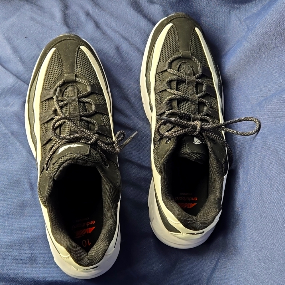 Avia shoes size 10 Enduro Pro comfort